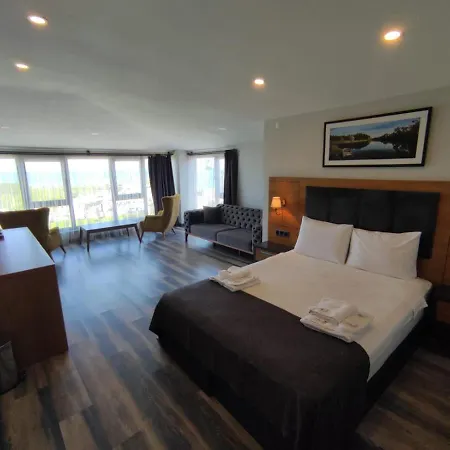 Canary Hotel 3*