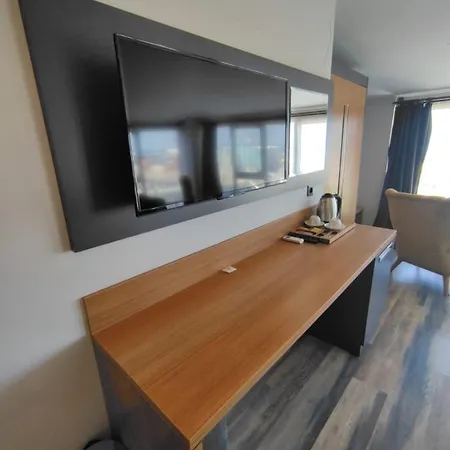 فندق Canary 3*