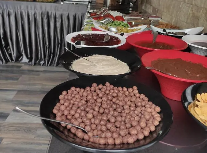 Ξενοδοχείο Canary 3*