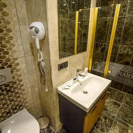 Canary Hotel 3*